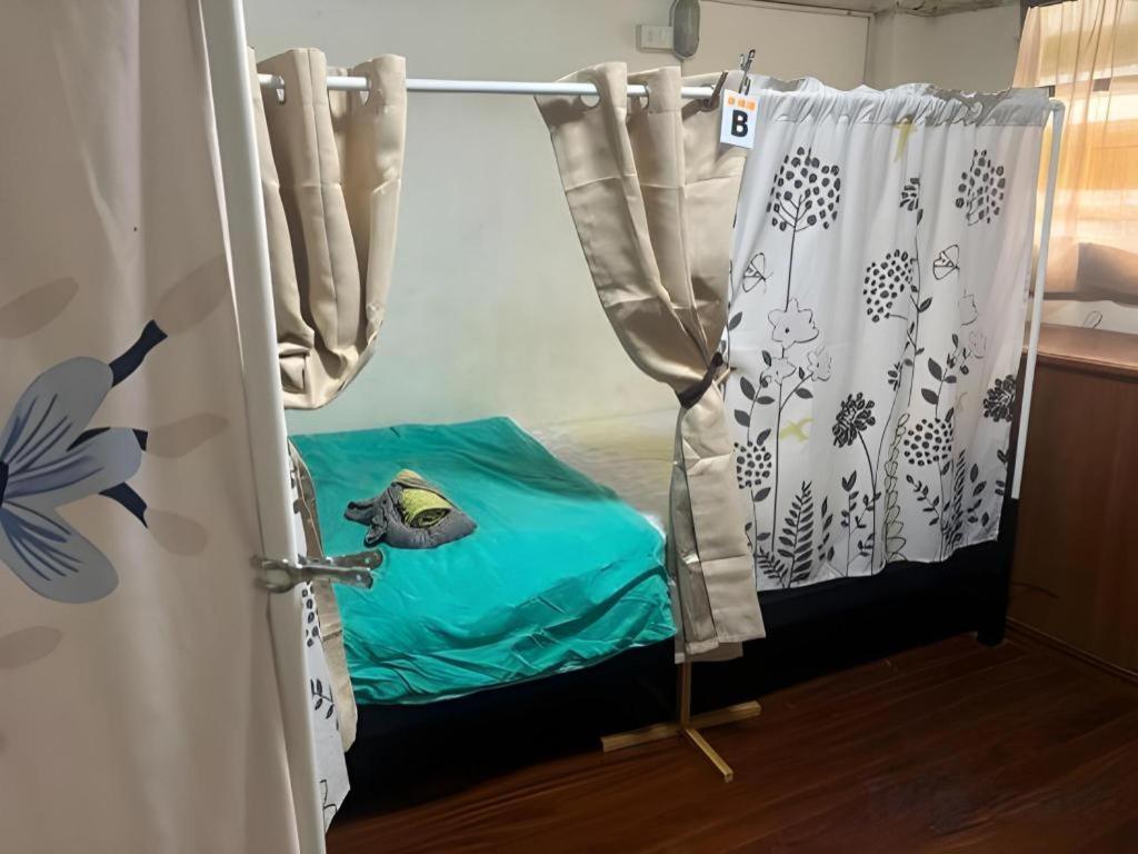 Kamin Bird Hostel Бангкок Экстерьер фото